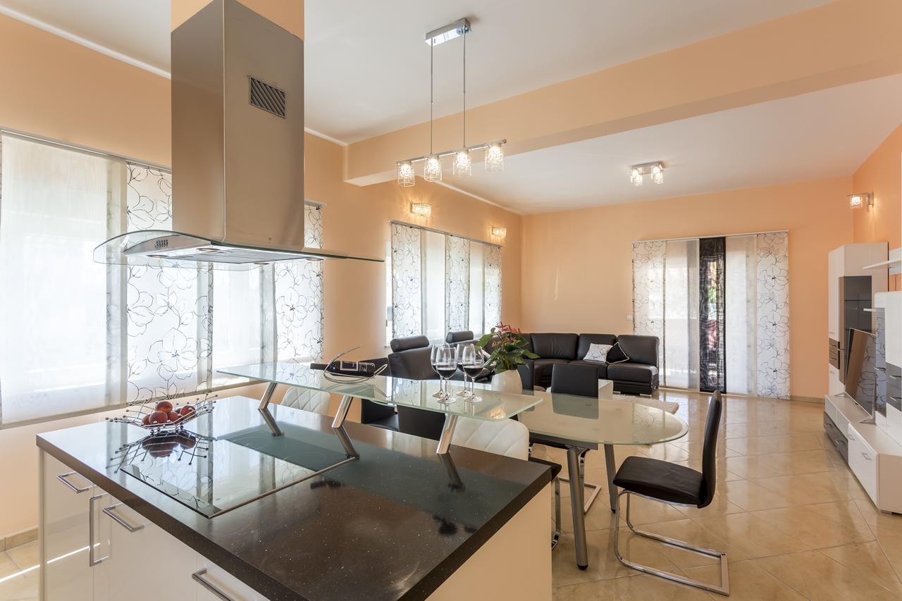 Apartmani Lukic スプリト エクステリア 写真
